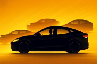 Tesla and GM Drive Record U.S. EV Sales Amid Federal Incentive Phase-Out | FinOracle